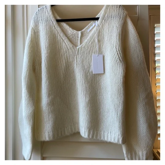 NWT Helmut Lang Wide Double V-Neck Chunky Knit Sweater in Ivory - Picture 14 of 15